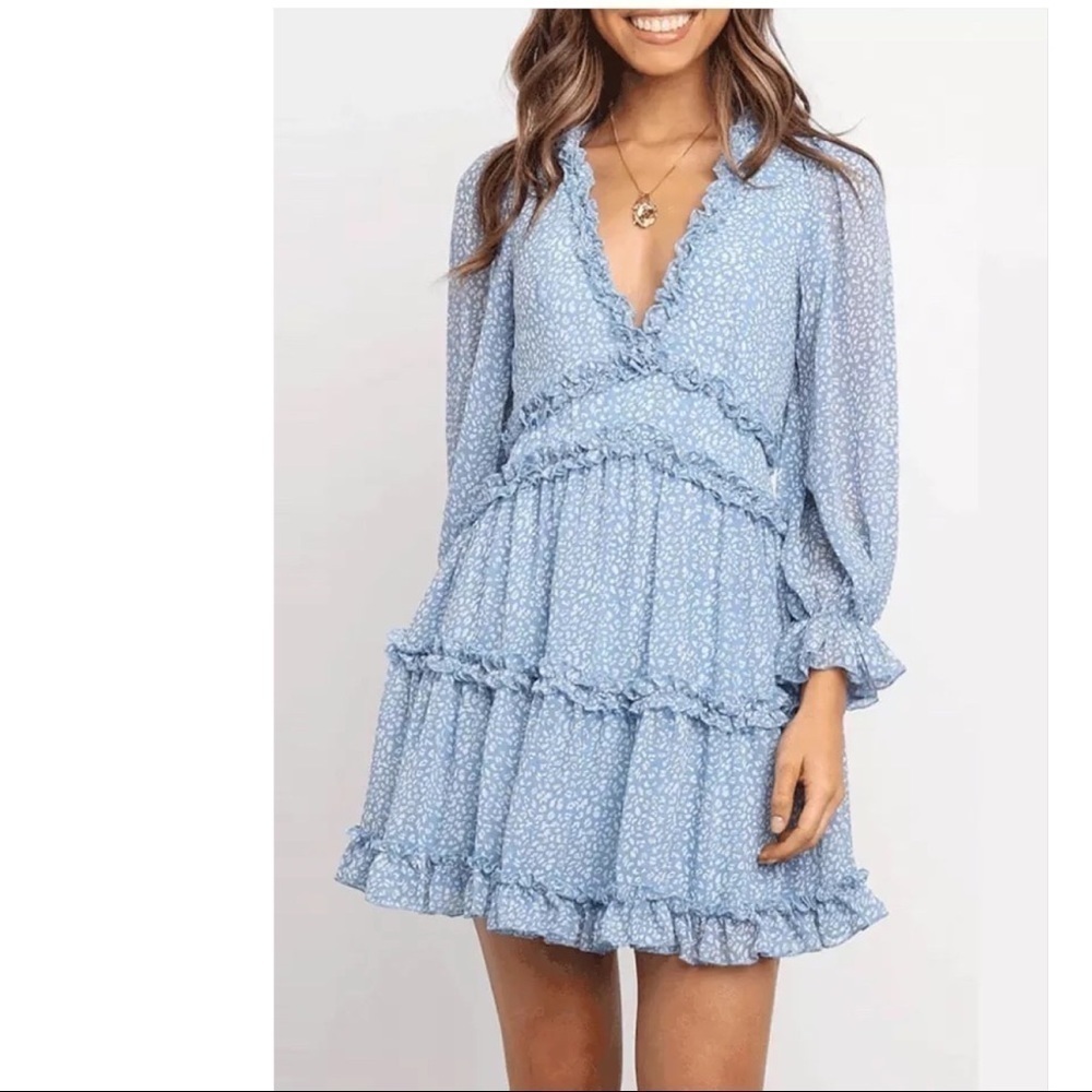 Ruffled Chiffon Boho Holiday Summer V-Neck Long Sleeve Women Backless dress - Picture 2 of 4